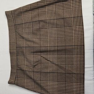 Antonio Melani Classic Houndstooth Mini Skirt: Brown/Black: Size- 14